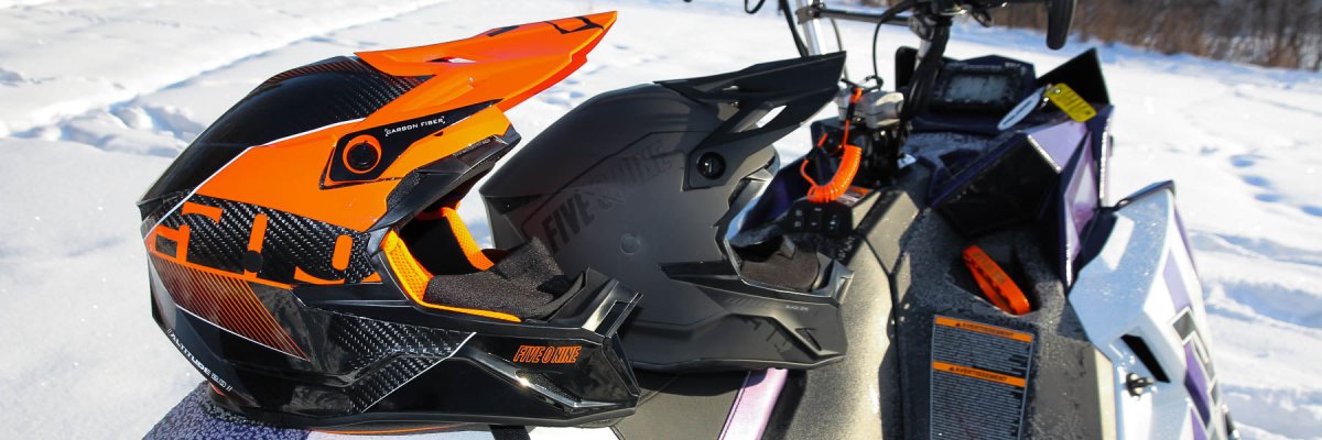 509 Altitude Helmet Review: Carbon Fiber 3K vs. Fibreglass 2.0 - Driven Powersports Inc.