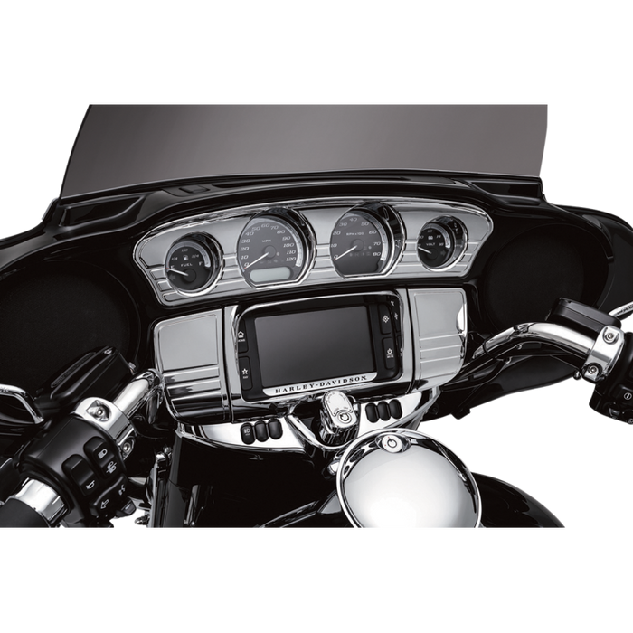 KURYAKYN 14-19 FLHT TRI LN STEREO TRIM DLX PN 7240 Application Shot - Driven Powersports