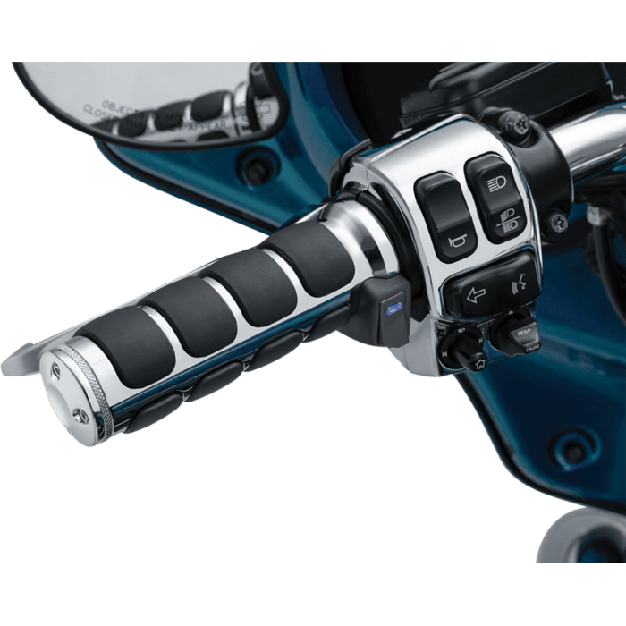 KURYAKYN HEATED ISO - GRIPS FOR DUAL CABLE THROTTLE, CHROME PN 6470 - Driven Powersports Inc.191209041960424867