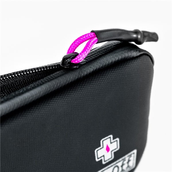 MUC OFF ESSENTIALS CASE RAINPROOF (20278) - Driven Powersports Inc.503783520767520278