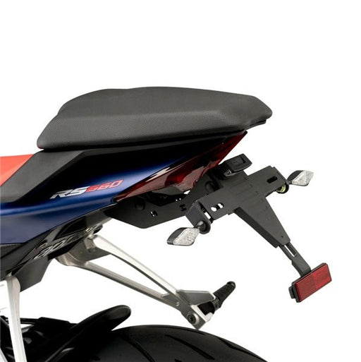 PUIG LICENSE PLATE SUPPORT WITH REFLECTOR AND LIGHT - Driven Powersports Inc.843552932904220605N